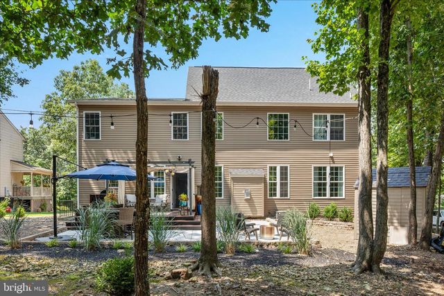 805 S LAKEVIEW DR, Cross Junction, VA 22625