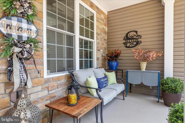 805 S LAKEVIEW DR, Cross Junction, VA 22625