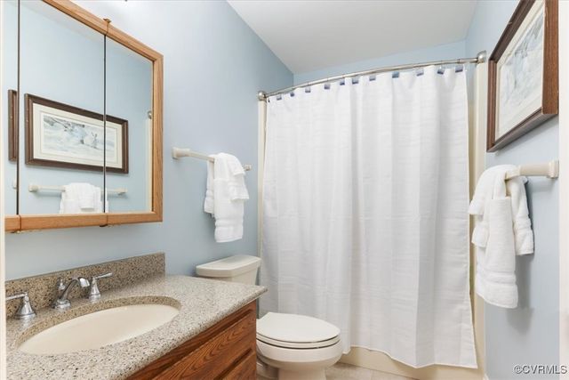12448 Whisana Ln, Ashland, VA 23005