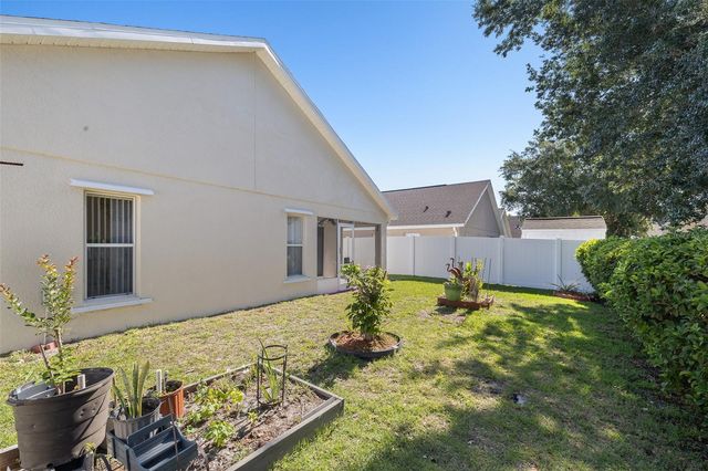2752 BARCLAY LANE, Kissimmee, FL 34743