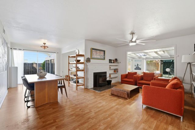 2633 Aramon Dr, Rancho Cordova, CA 95670