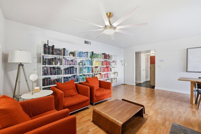 2633 Aramon Dr, Rancho Cordova, CA 95670