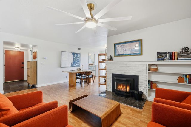 2633 Aramon Dr, Rancho Cordova, CA 95670