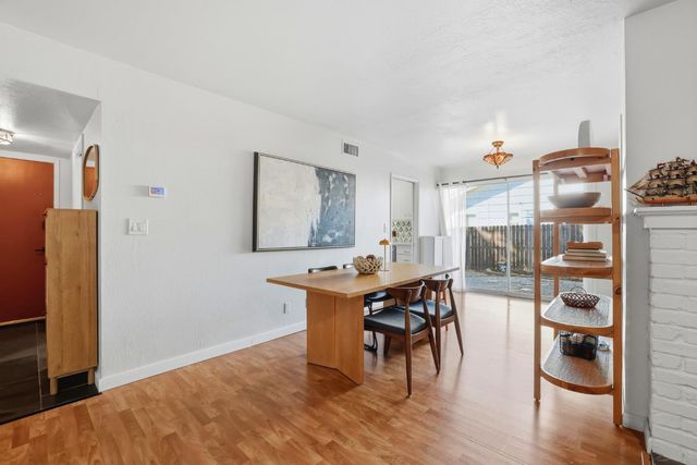 2633 Aramon Dr, Rancho Cordova, CA 95670