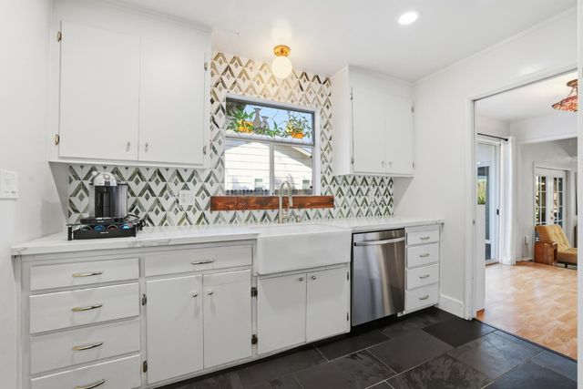 2633 Aramon Dr, Rancho Cordova, CA 95670
