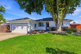 2633 Aramon Dr, Rancho Cordova, CA 95670