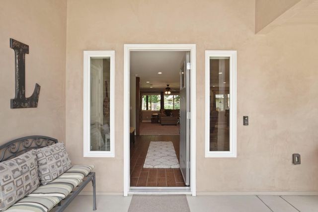 8 S Fairmont Ave, Lodi, CA 95240