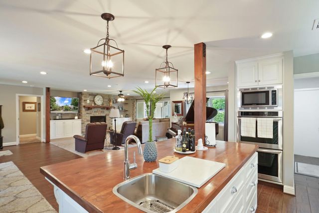 8 S Fairmont Ave, Lodi, CA 95240