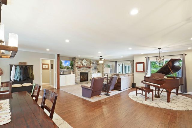 8 S Fairmont Ave, Lodi, CA 95240