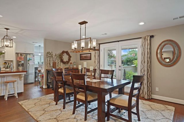8 S Fairmont Ave, Lodi, CA 95240