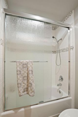 8 S Fairmont Ave, Lodi, CA 95240