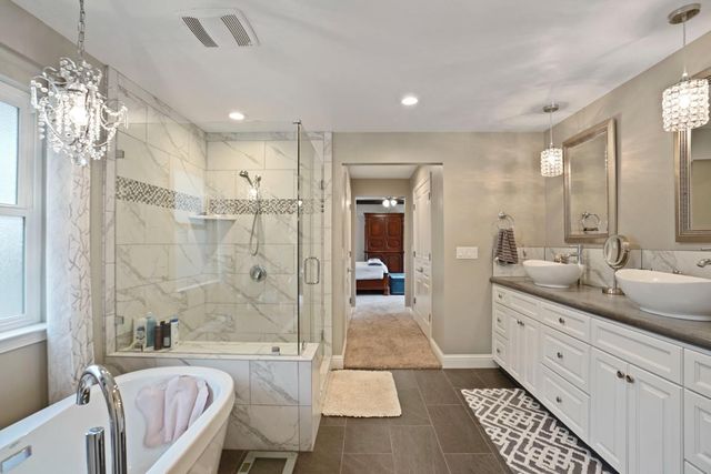 8 S Fairmont Ave, Lodi, CA 95240