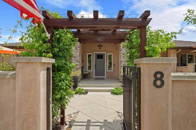 8 S Fairmont Ave, Lodi, CA 95240