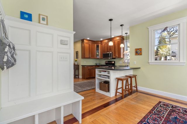 13 Cantwell Rd, Milton, MA 02186