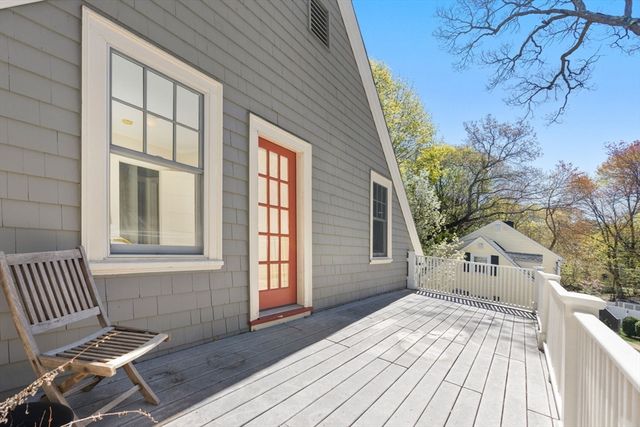 13 Cantwell Rd, Milton, MA 02186