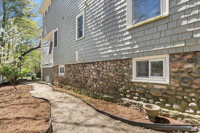 13 Cantwell Rd, Milton, MA 02186