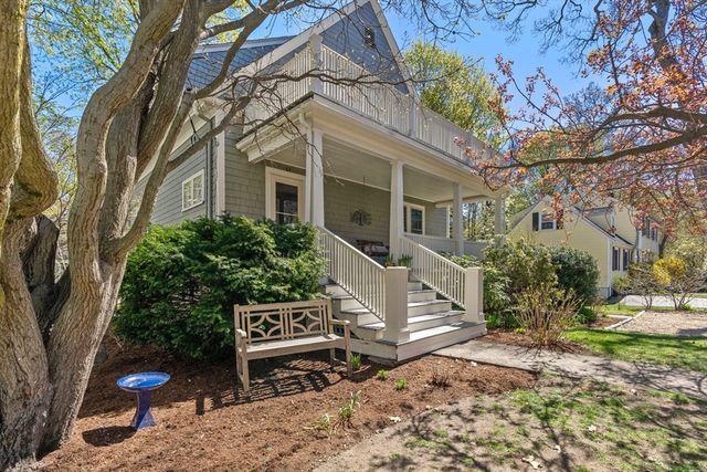 13 Cantwell Rd, Milton, MA 02186