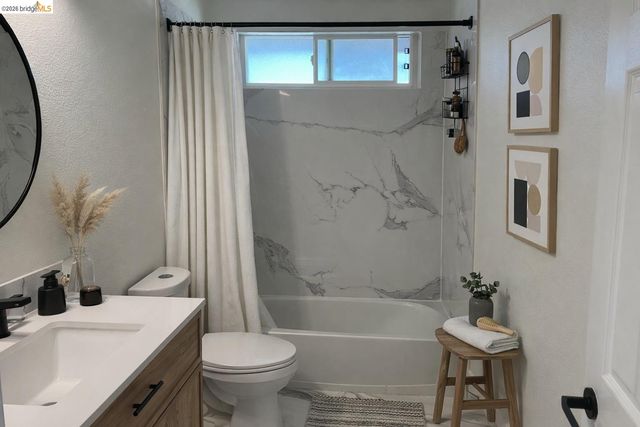 4805 Clarity Ct, Sacramento, CA 95842