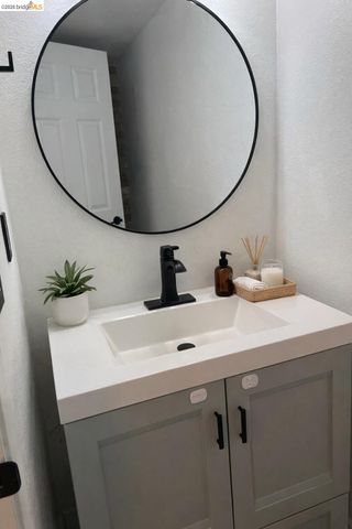 4805 Clarity Ct, Sacramento, CA 95842