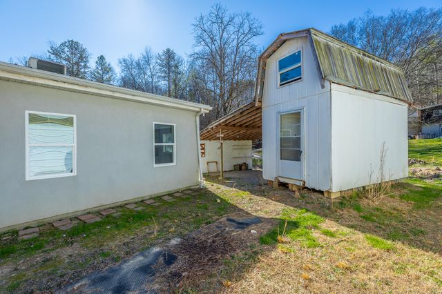 58 Old Trion Road, Lafayette, GA 30728