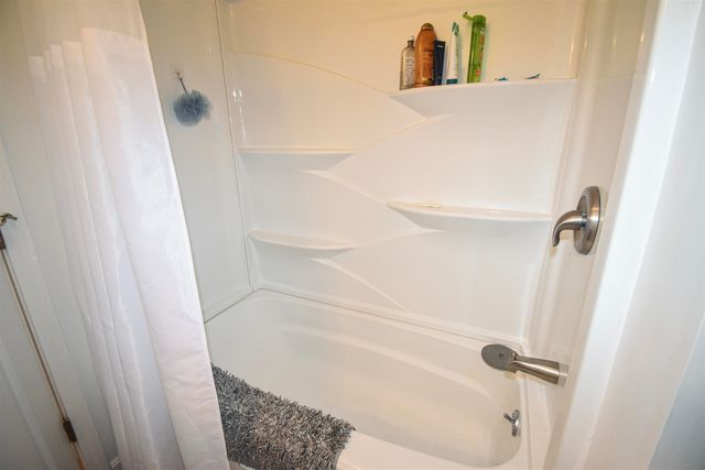 2B Country Commons B, Vergennes, VT 05491