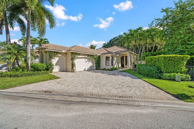2658 Players Court, Wellington, FL 33414