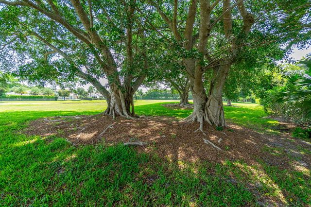 2658 Players Court, Wellington, FL 33414