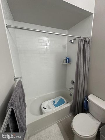 14566 LAKE VISTA DR, Chantilly, VA 20151