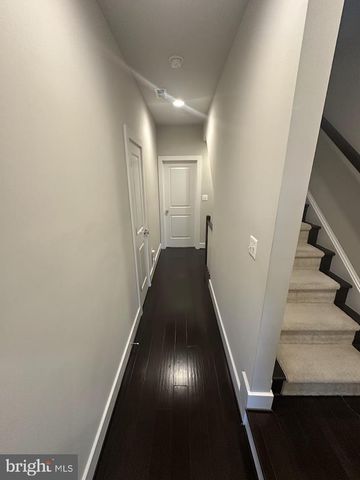 14566 LAKE VISTA DR, Chantilly, VA 20151