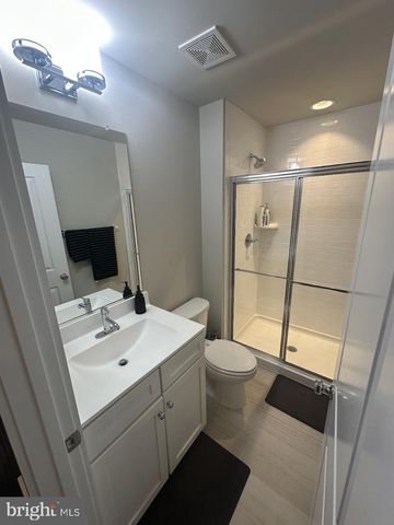 14566 LAKE VISTA DR, Chantilly, VA 20151
