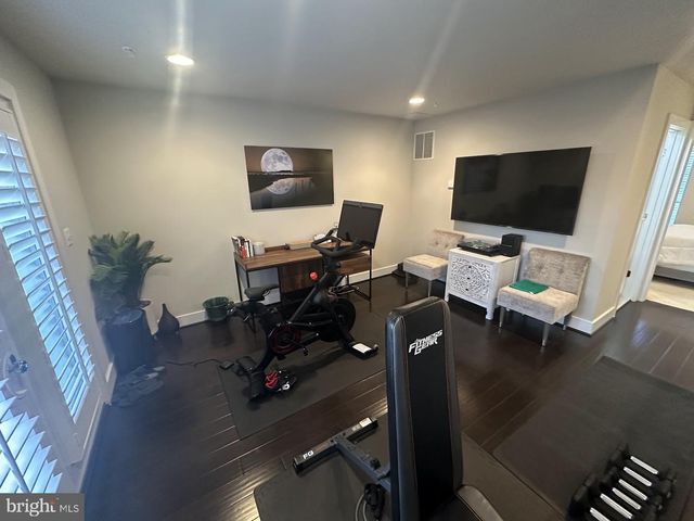 14566 LAKE VISTA DR, Chantilly, VA 20151
