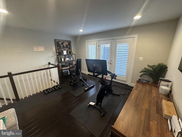 14566 LAKE VISTA DR, Chantilly, VA 20151