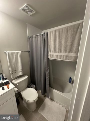 14566 LAKE VISTA DR, Chantilly, VA 20151