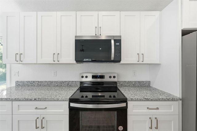 16450 SE 57TH PLACE, Ocklawaha, FL 32179