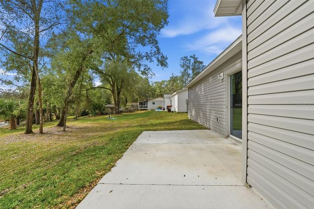 16450 SE 57TH PLACE, Ocklawaha, FL 32179