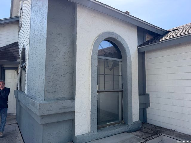 4146 Sunrise Point Dr, San Antonio, TX 78244