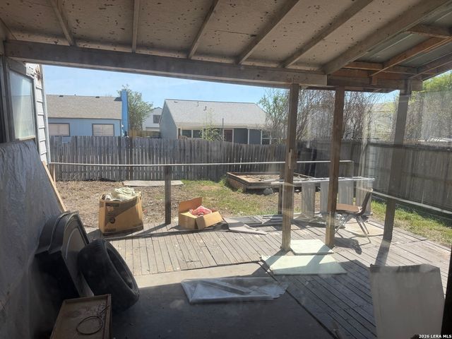 4146 Sunrise Point Dr, San Antonio, TX 78244