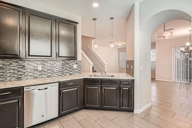 7001 INTERBAY BOULEVARD 101, Tampa, FL 33616