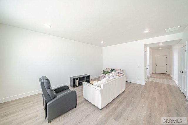 2926 Curlew Drive, Ammon, ID 83401