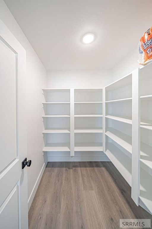 Image 11 of property listing at 2926 Curlew Drive, Ammon, ID 83401