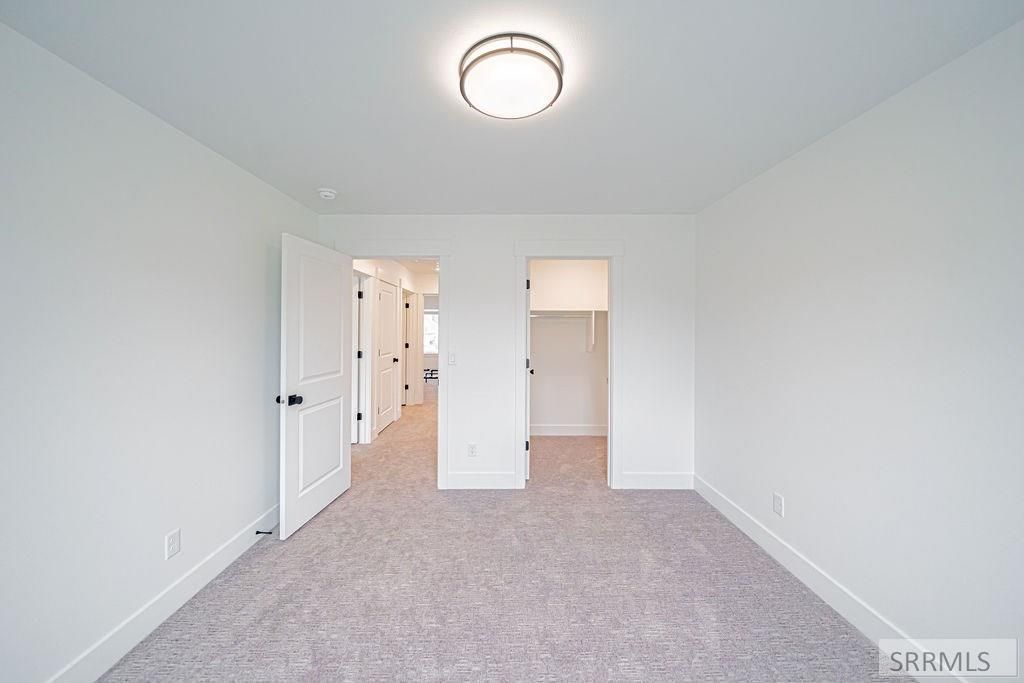 Image 22 of property listing at 2926 Curlew Drive, Ammon, ID 83401