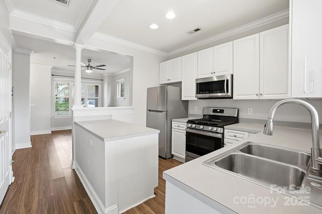 518 E 9th Street, Charlotte, NC 28202