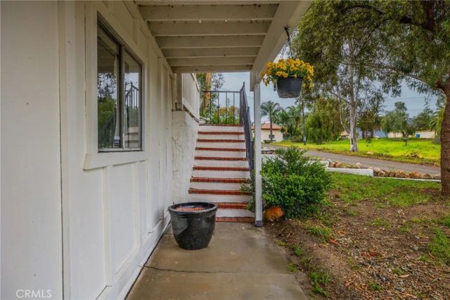 16550 Arnold Avenue, Lake Elsinore, CA 92530