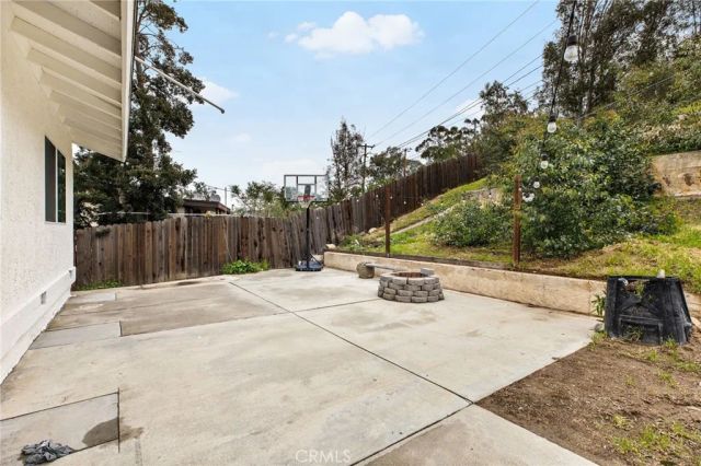 16550 Arnold Avenue, Lake Elsinore, CA 92530