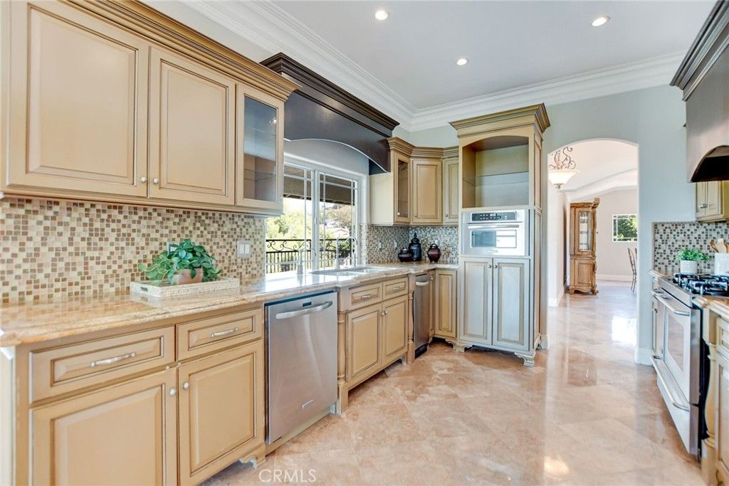 Image 13 of property listing at 770 S Tonopah Court, San Dimas, CA 91773