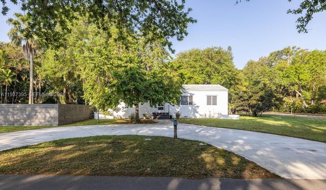 11660 NE 8th Ave, Biscayne Park, FL 33161