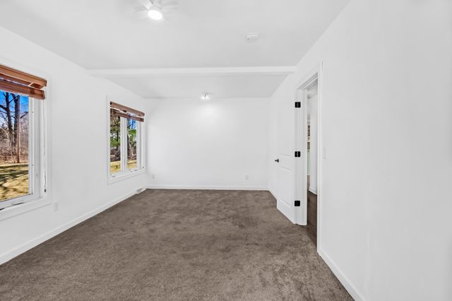 1130 Hallam Avenue N, Mahtomedi, MN 55115