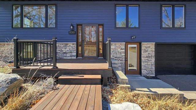 1130 Hallam Avenue N, Mahtomedi, MN 55115