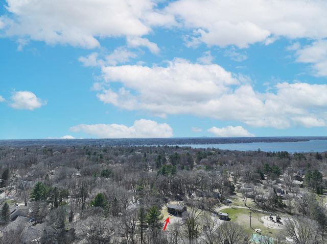 1130 Hallam Avenue N, Mahtomedi, MN 55115