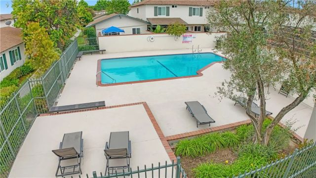 1651 237 Street C, Harbor City, CA 90710